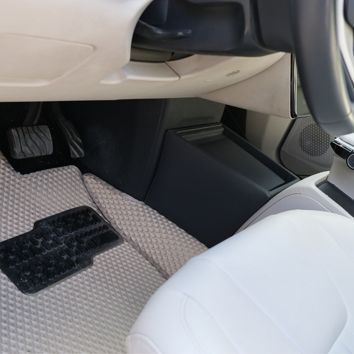 TOGG T10X Tam Uyumlu Ara Konsol Siyah (Antrasit) – Carvion Premium Serisi